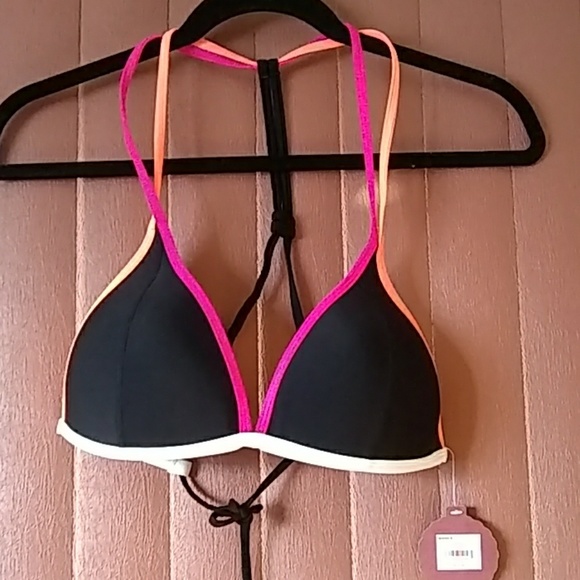 Authentic American Heritage Other - Trendy padded push up black bikini top
